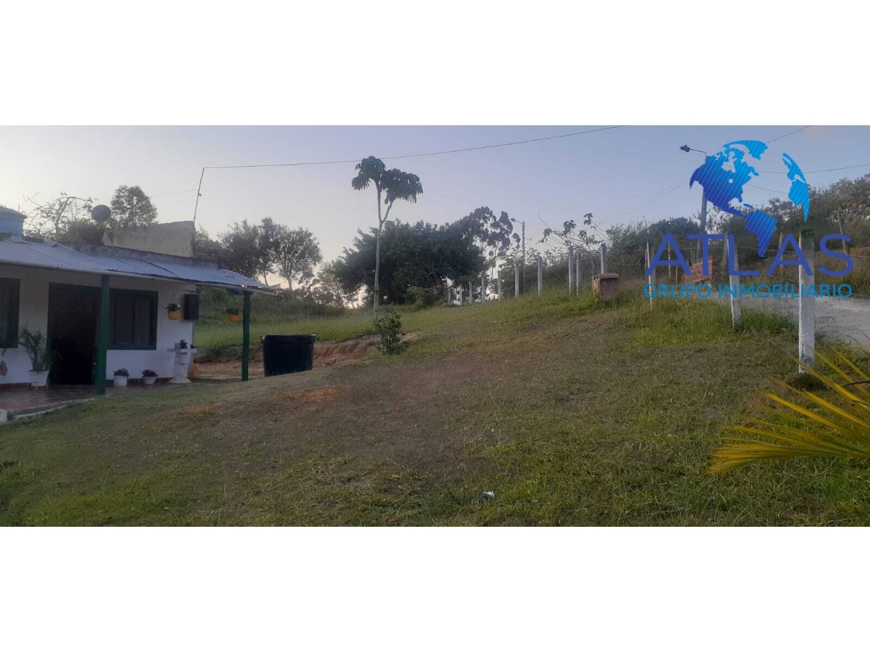 VENTA DE TERRENO CON CASA EN LA MESA DE LOS SANTOS COD: 799 - 2