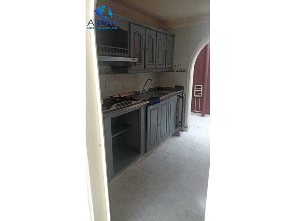 VENTA CASA DE 3 NIVELES ZONA CENTRO FLORIDABLANCA COD:1295 — foto 4