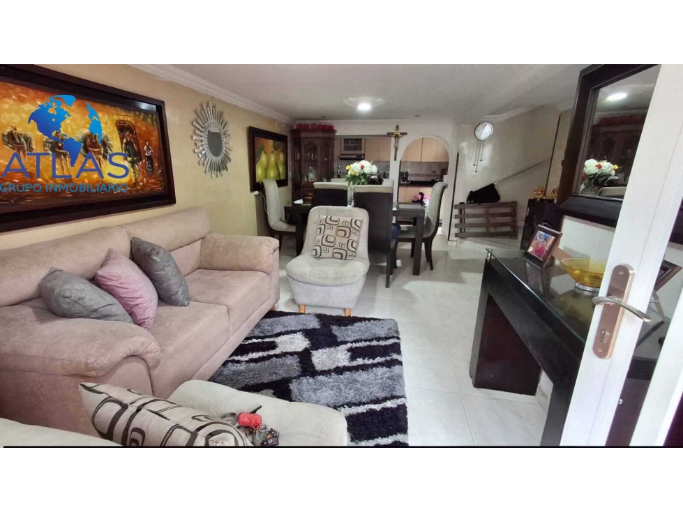 VENTA CASA CONJUNTO CERRADO BARRIO TOLEDO PLATA BUCARAMANGA COD: 1300 — foto 2