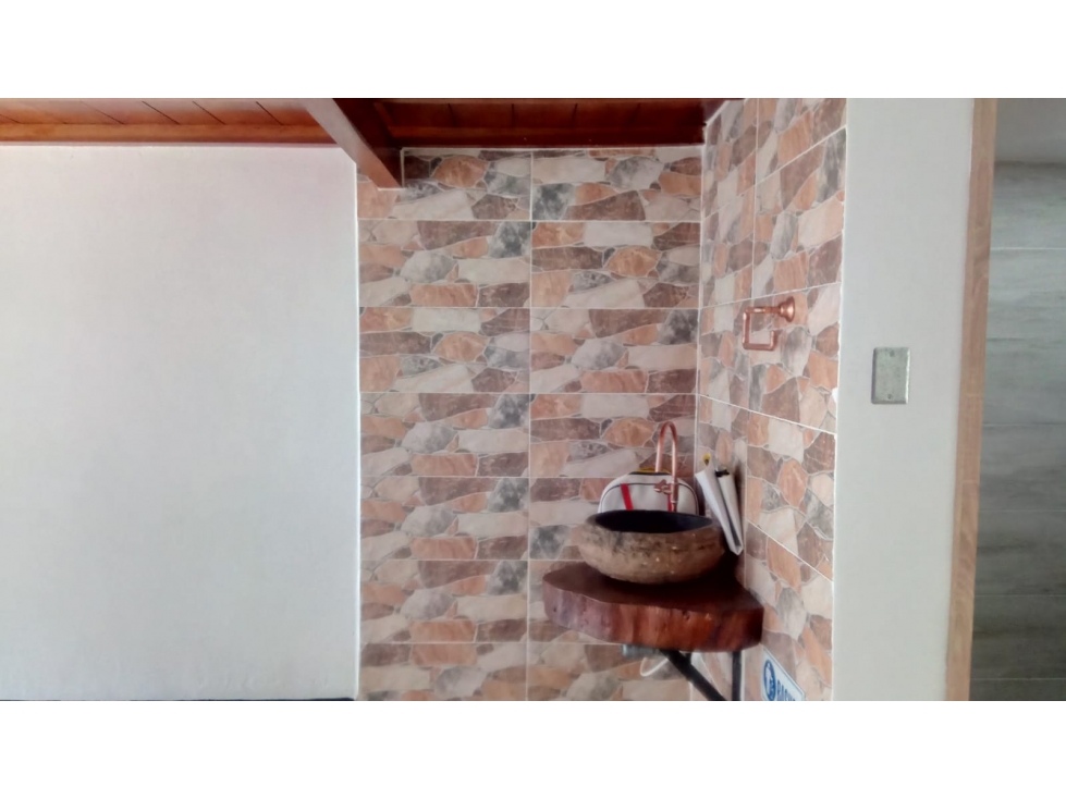 VENTA LOCAL COMERCIAL ZONA CENTRO BUCARAMAANGA COD:1348 - 6