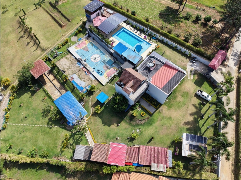 VENTA DE CASA CAMPESTRE EN RUITOQUE ALTO COD: 774 - 4