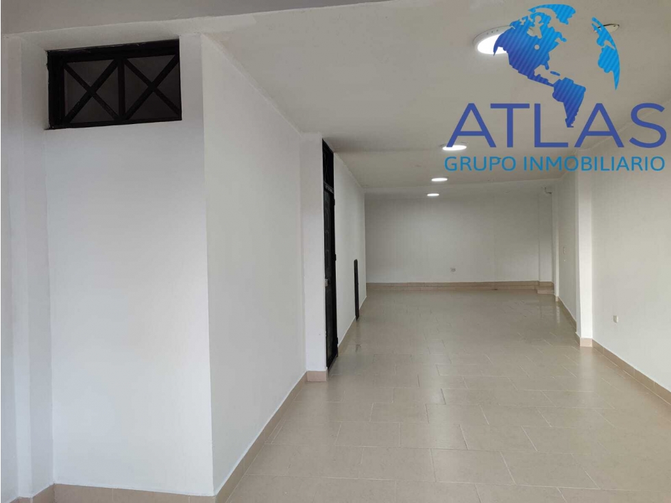 SE ARRIENDA LOCAL EN ZONA COMERCIAL DE PIEDECUESTA COD:525 - 1