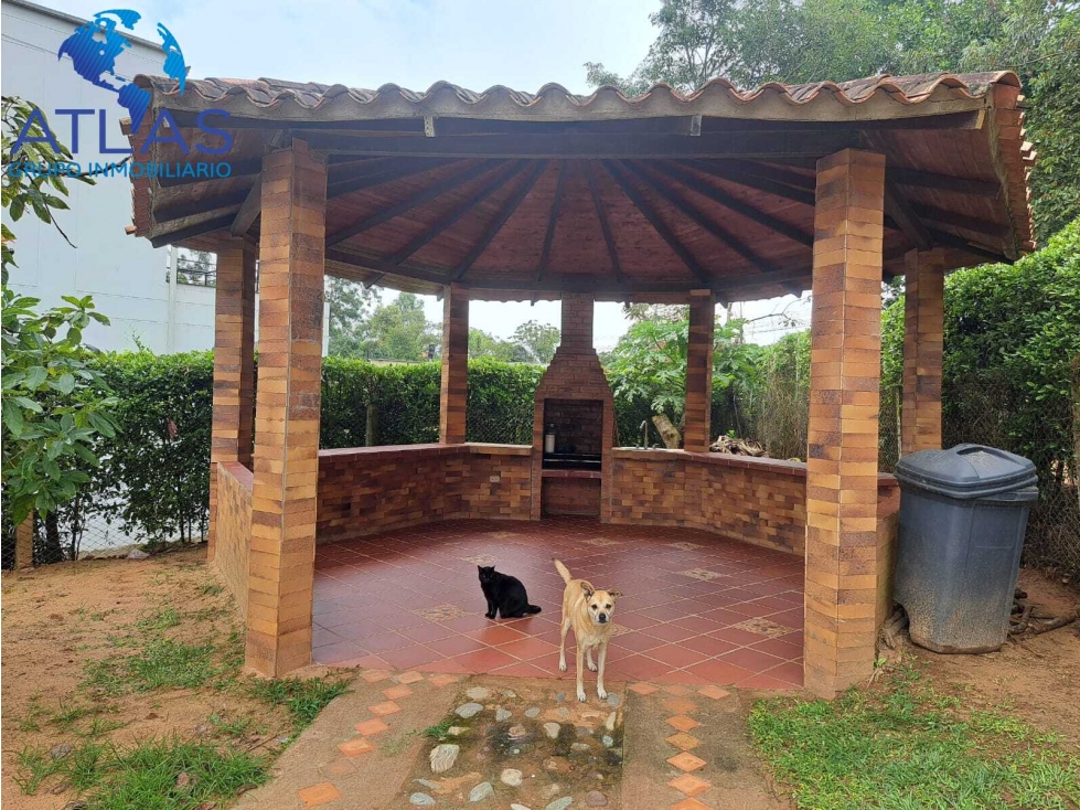 VENTA CASA CAMPESTRE EN RUITOQUE TRES ESQUINAS COD:1150 - 4