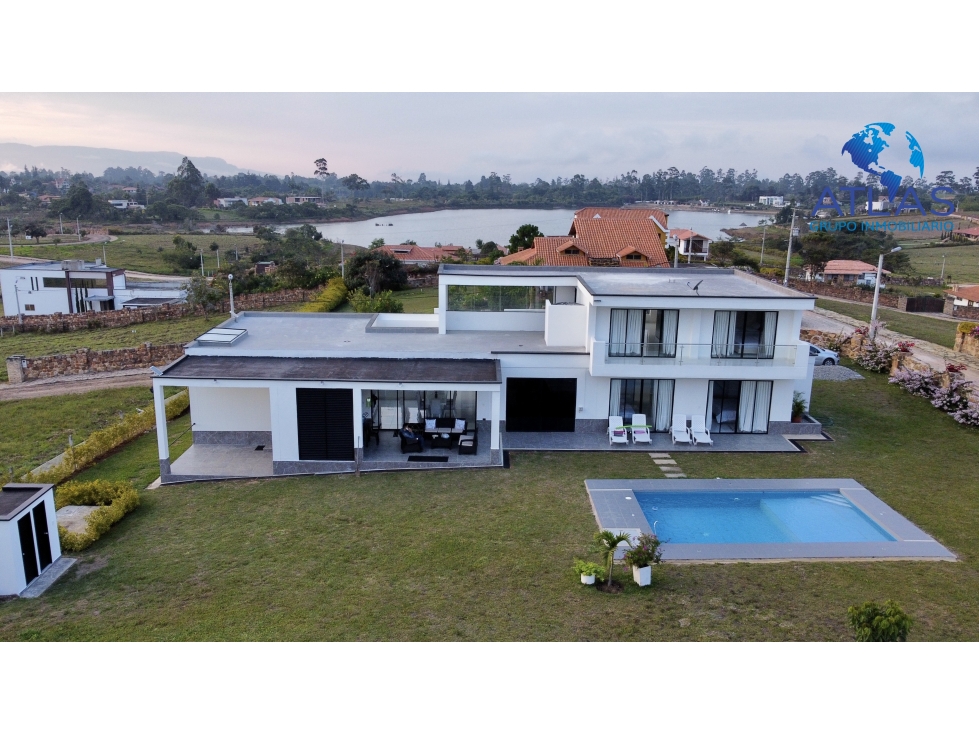 VENDE PERMUTA ARRIENDA CASA CAMPESTRE MESA DE LOS SANTOS COD:473 - 6