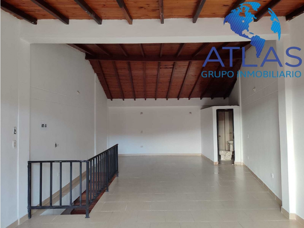 SE ARRIENDA LOCAL EN ZONA COMERCIAL DE PIEDECUESTA COD:525 - 6