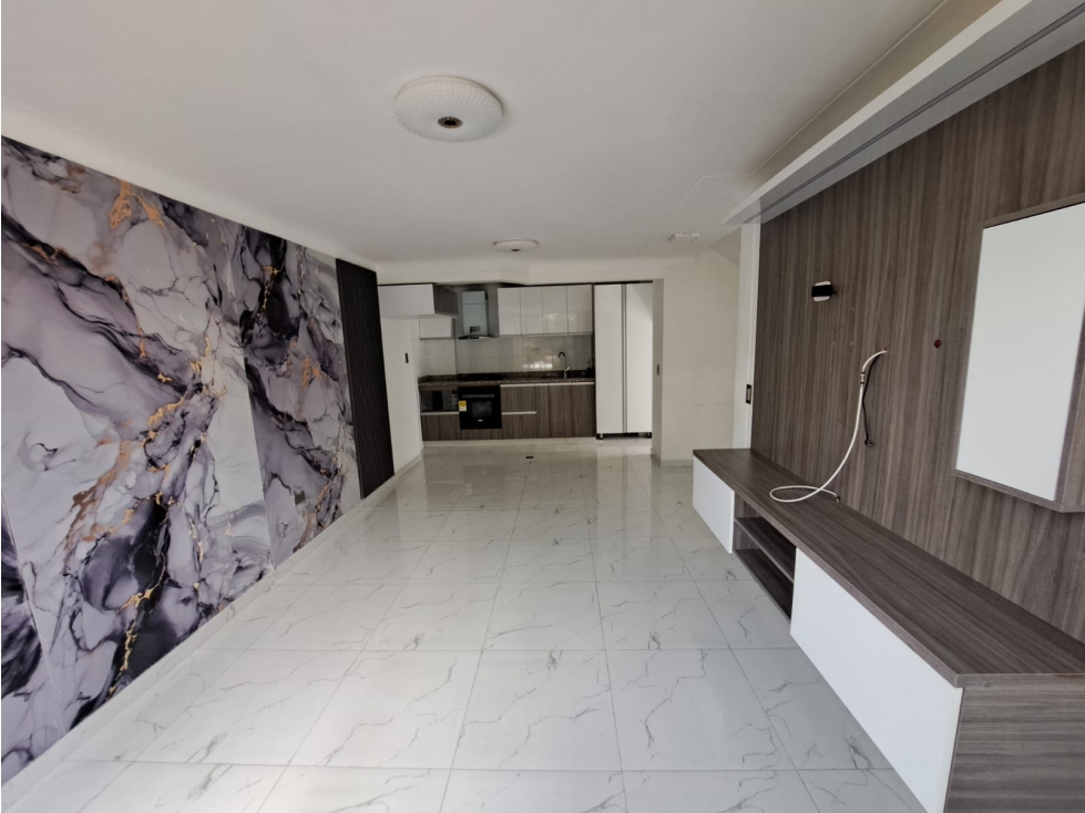VENTA DE CASA REMODELADA BARRIO PROVENZA BUCARAMANGA COD: 1129 — foto 3