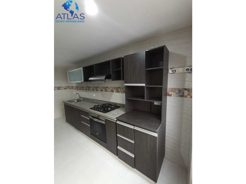 ARRIENDO APARTAMENTO EN CONJUNTO CERRADO VERSALLES COD:1324 - 4