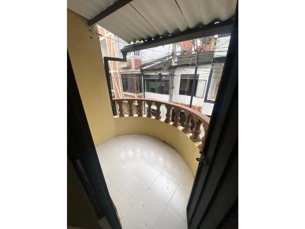 VENTA DE CASA PEATONAL EN EL BARRIO COAVICONZA BUCARAMANGA COD:1137 — foto 2