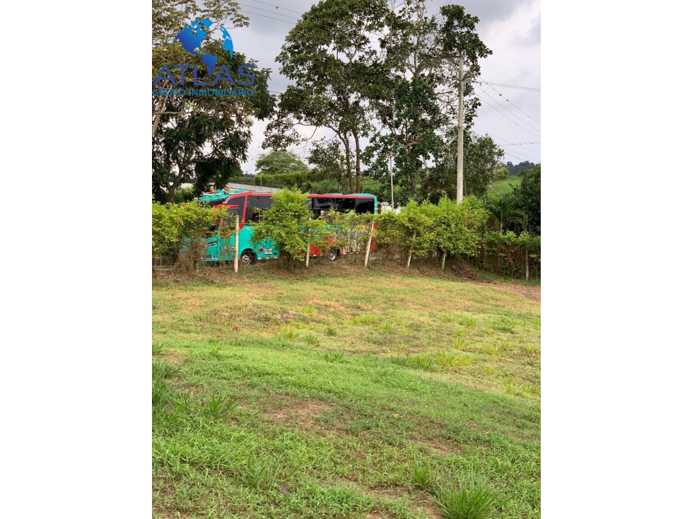 VENTA PARCELA LOTE CONJUNTO CERRADO EN LEBRIJA COD: 1316 - 4