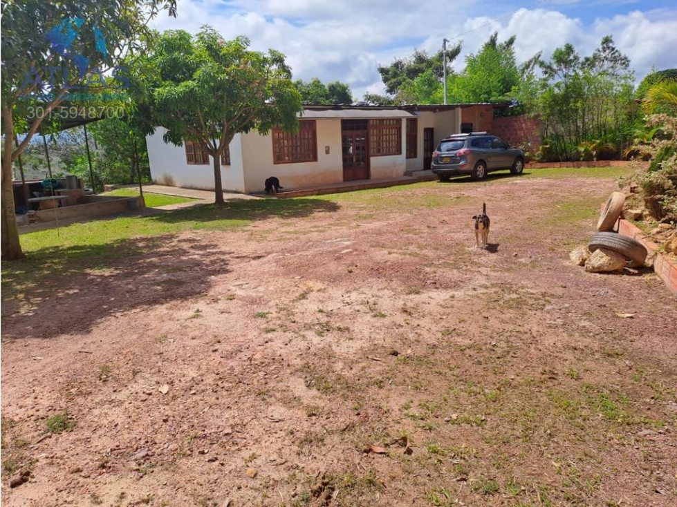 VENTA LOTE CON CASA CAMPESTRE ALTOS DE GUATIGUARA PIEDECUESTA COD:458 - 4
