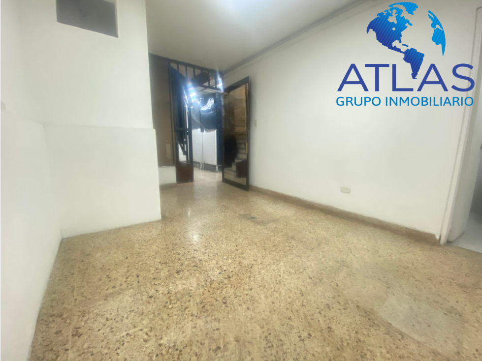 ARRIENDO LOCAL CARRERA 33 / BUCARAMANGA COD: 867 - 2