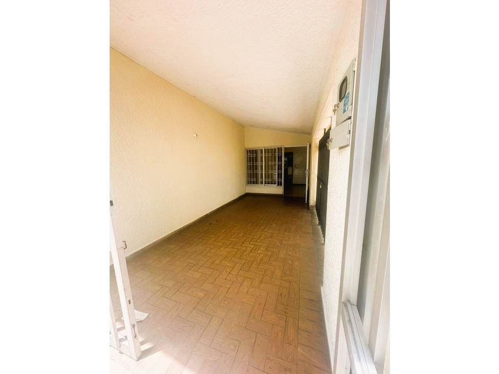 OPORTUNIDAD VENTA CASA BARRIO PROVENZA BUCARAMANGA COD:1119 — foto 2