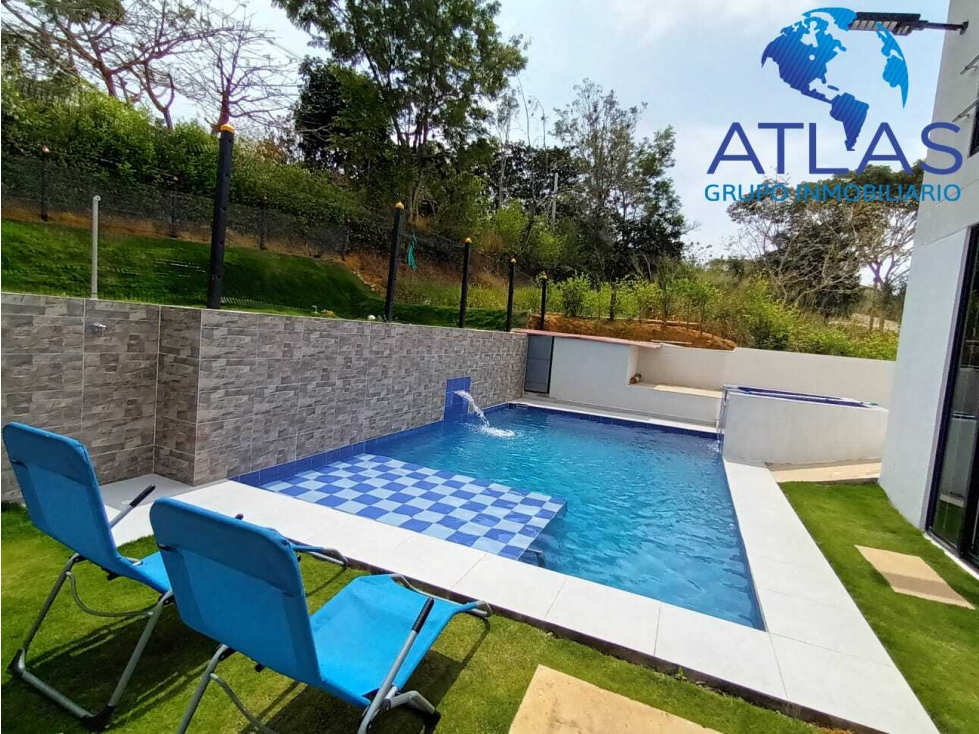 VENTA DE CASA CAMPESTRE DE DOS PISOS EN RUITOQUE BAJO COD: 828 - 1