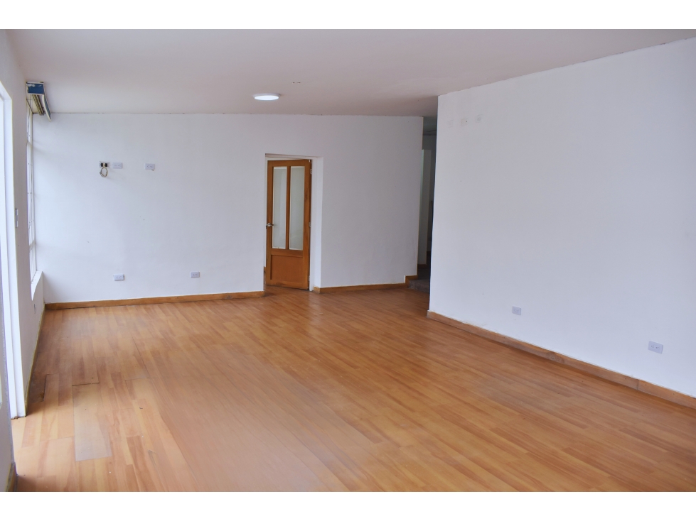Casa sobre la Panamericana - Frente al Boulevard Rose — foto 4