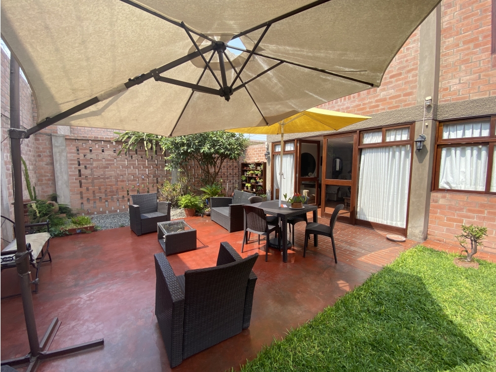 Condominio de 3 Casas 1010 m2 en residencial Monterrico La Molina — foto 3