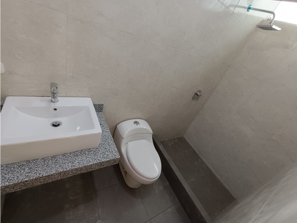 ATE LÍMITE LA MOLINA - VENTA DEPARTAMENTO DE ESTRENO - ÁREA 84 m2 - 6