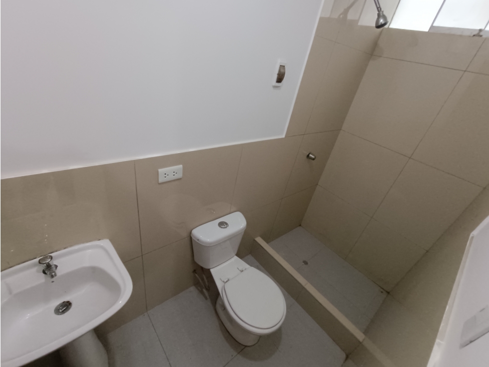 VILLA EL SALVADOR - VENTA DEPARTAMENTOS SEMINUEVOS - ÁREA 74 m2 - 5
