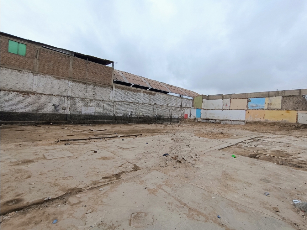 VILLA EL SALVADOR - VENTA TERRENO INDUSTRIAL - ÁREA 764 m2 - 4