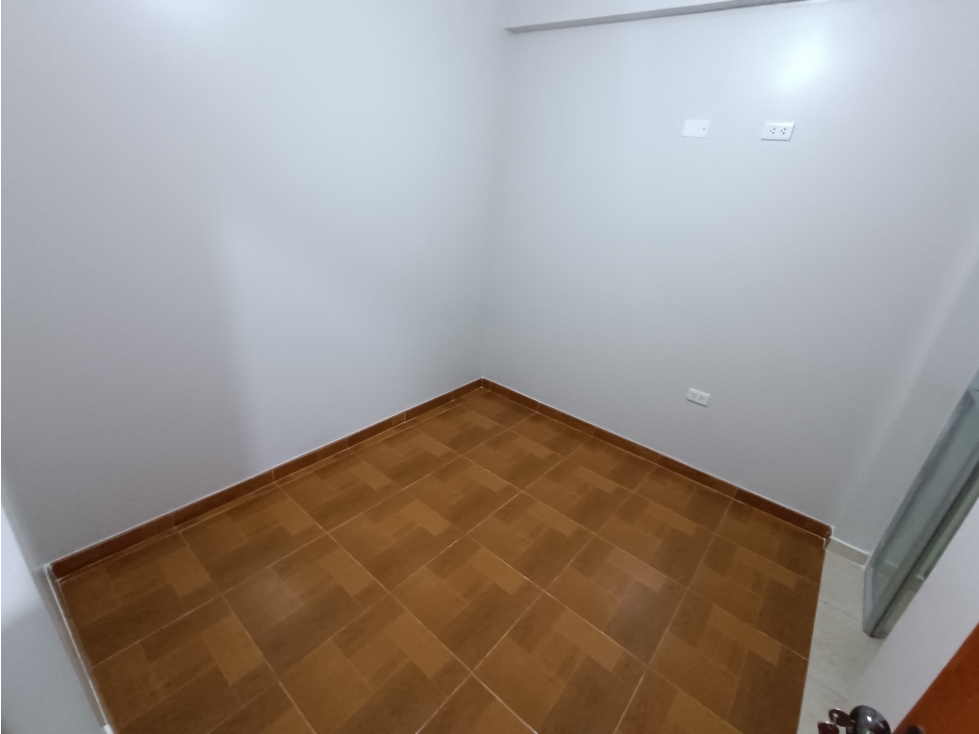 SAN JUAN DE MIRAFLORES - VENTA DEPARTAMENTO + COCHERA - ÁREA 60m2 — foto 4