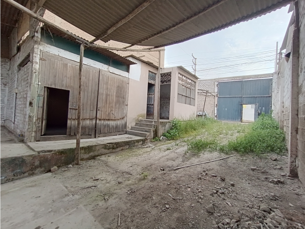 VILLA MARÍA DEL TRIUNFO - VENTA TERRENO - ÁREA 500 m2 - 4