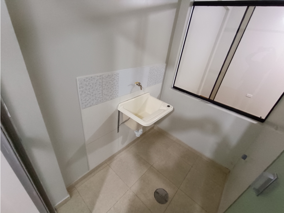 SAN JUAN DE MIRAFLORES - VENTA DEPARTAMENTO + COCHERA - ÁREA 60m2 — foto 3
