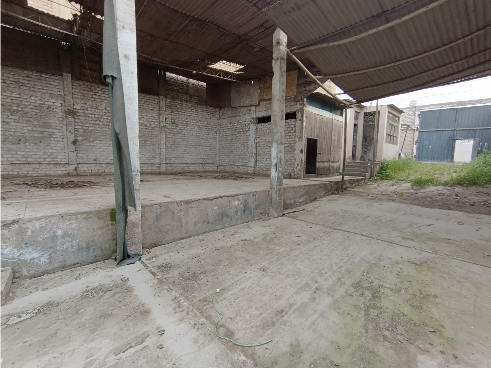 VILLA MARÍA DEL TRIUNFO - VENTA TERRENO - ÁREA 500 m2 - 2