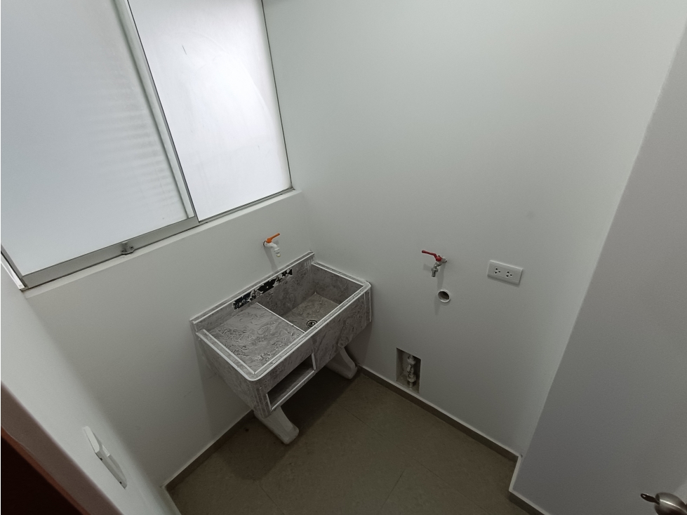 VILLA EL SALVADOR - VENTA DEPARTAMENTOS SEMINUEVOS - ÁREA 54 m2 - 5