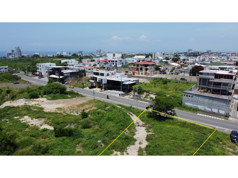 Venta de terreno comercial Barbasquillo Manta Ecuador - 2
