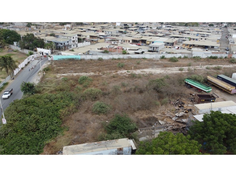 En venta Macro terreno para proyectos inmobiliarios Manta Ecuador. - 2