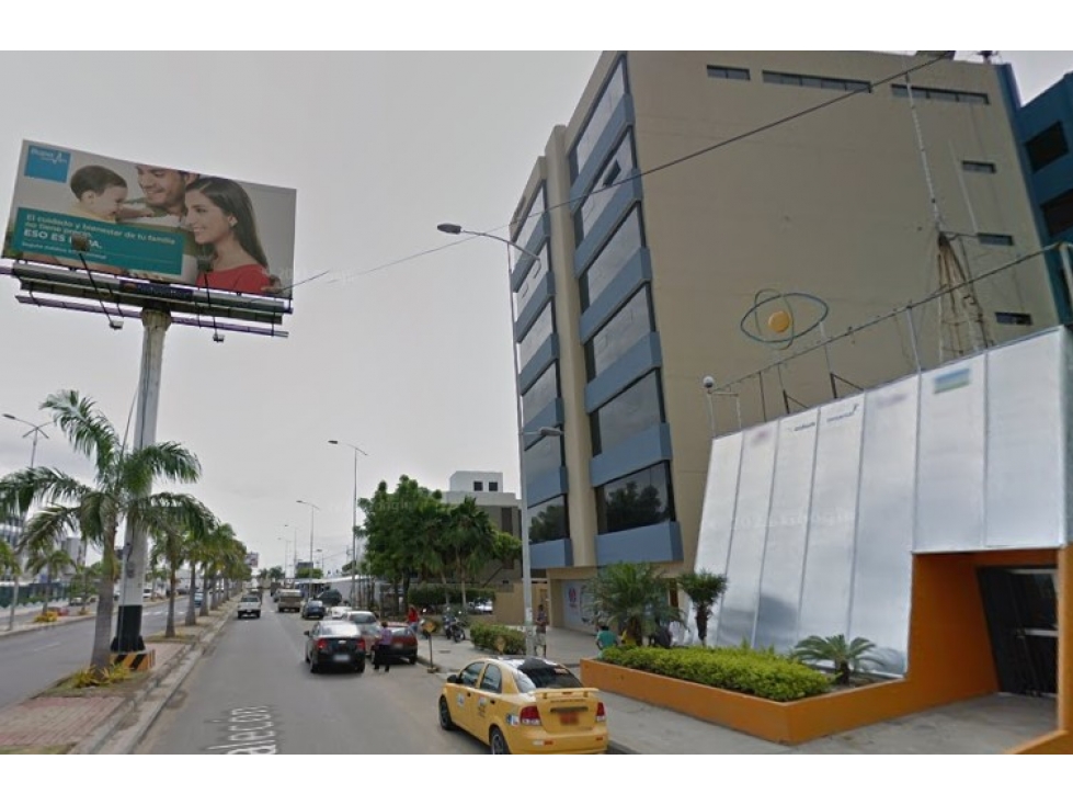 Venta y/o renta oficina amoblada en Edif. El Navio Manta Ecuador. - 2
