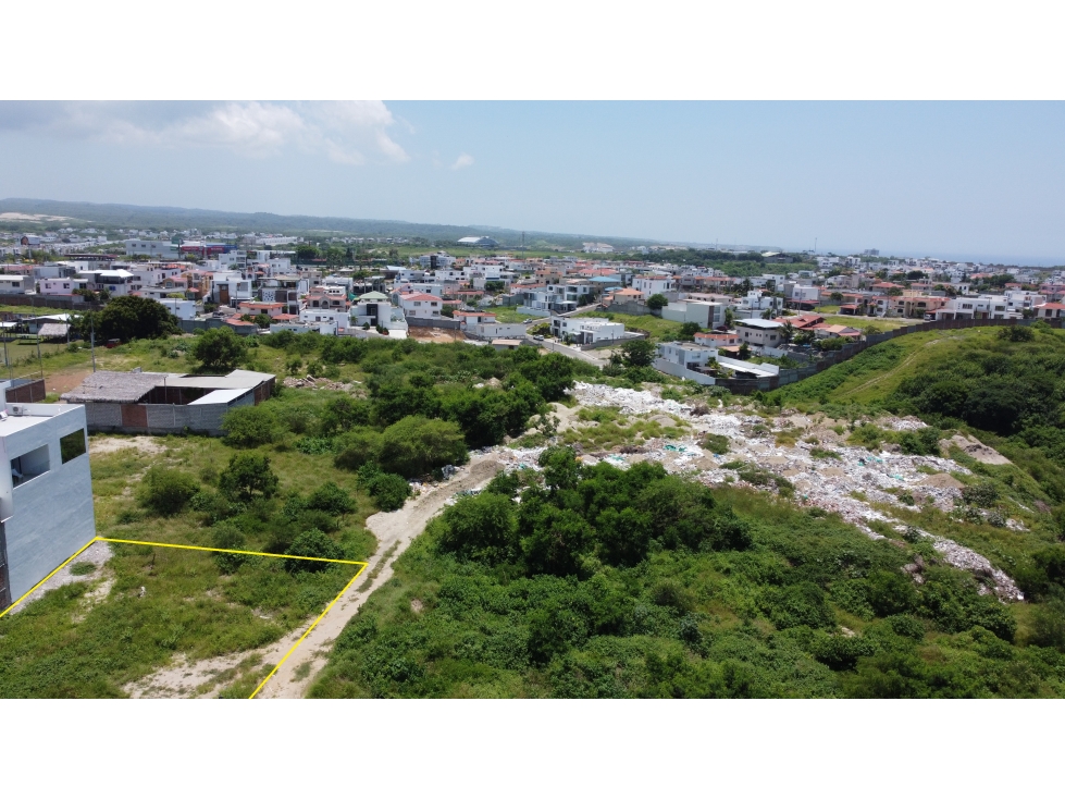 Venta de terreno comercial Barbasquillo Manta Ecuador - 3