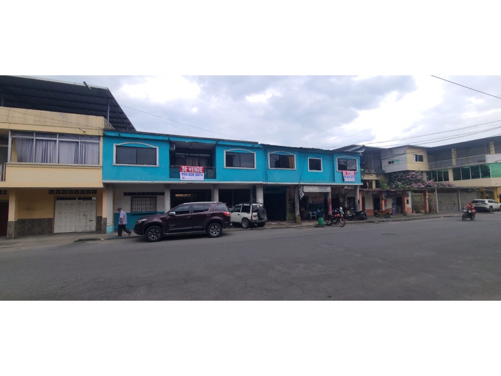 En venta 2 casas renteras centro de Quininde - 1