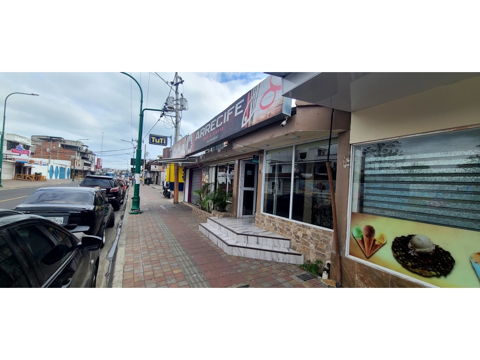 En venta casa con local comerciales Manta Ecuador. - 1