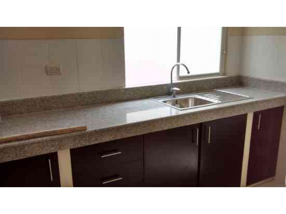 VENDO CASA UBICADA EN MARINA DOR - 5