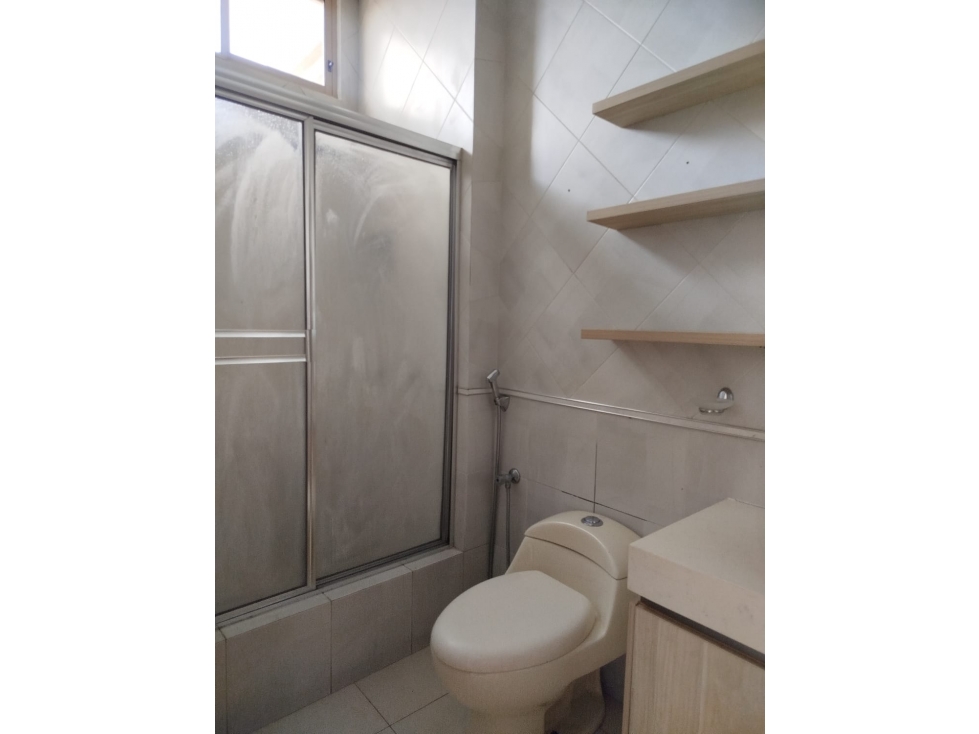 VENDO CASA EN LAS CUMBRES, CEIBOS NORTE — foto 6