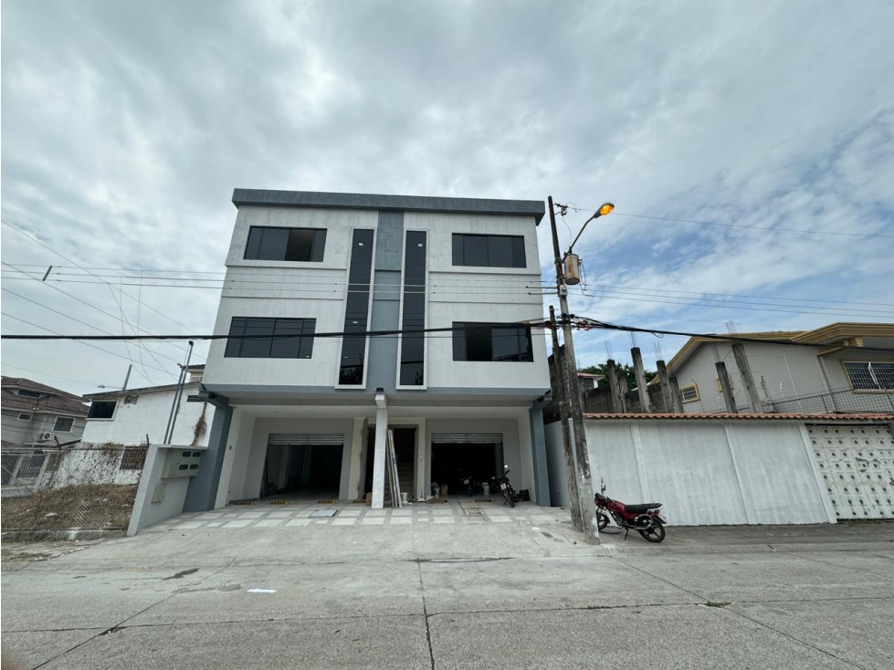 EDIFICIO DE ESTRENO EN KENNEDY NORTE - 3