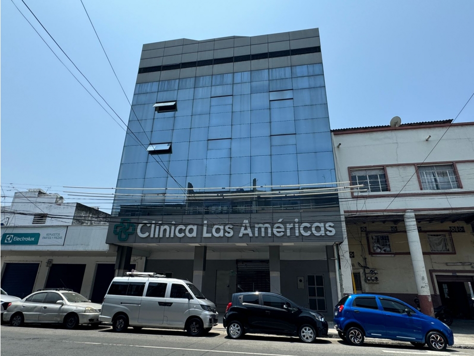 Clínica totalmente Remodelada en Venta 6 de Marzo y San Martín - 1