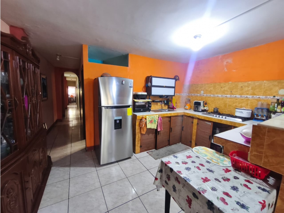 Casa Rentera en el Suburbio. Calle 24 y la E. Entrando por la 25. — foto 4