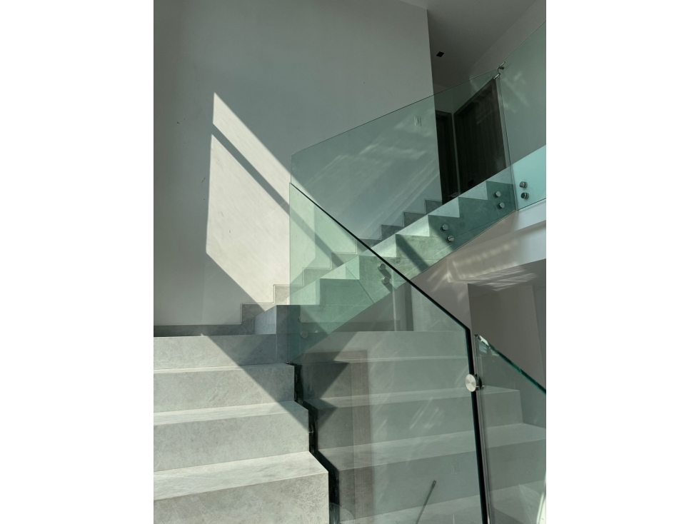 Casa de Estreno Isala Mocoli etapa Monaco — foto 5