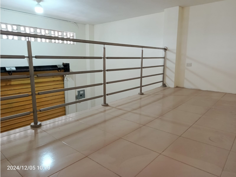 LOCAL ESQUINERO REMODELADO EN BRASIL Y LA DECIMA - 3