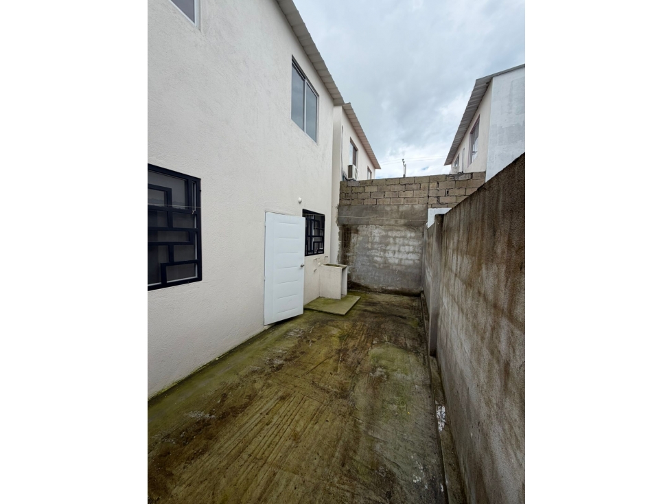 CASA DE ESTRENO EN VILLA GERANIO VIA CHONGON — foto 4