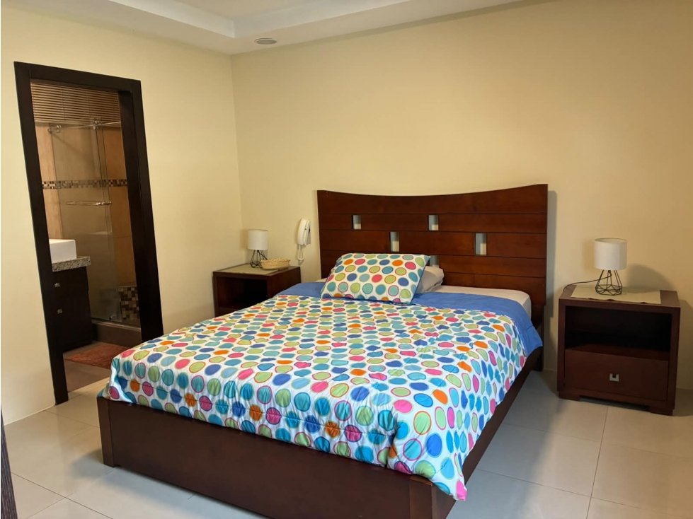 DEPARTAMENTO FULL AMOBLADO EN ACUARELAS DEL RIO - 3