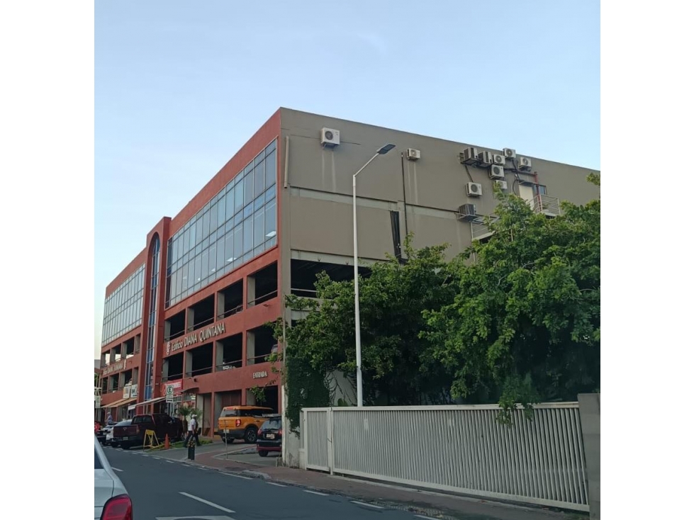 OFICINA EN EDIFICIO DIANA QUINTANA SAMBORONDON