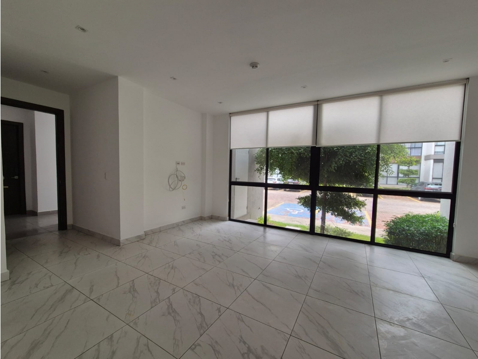 DEPARTAMENTO EN REVERSIDE FRENTE AL RIO PLANTA BAJA — foto 2