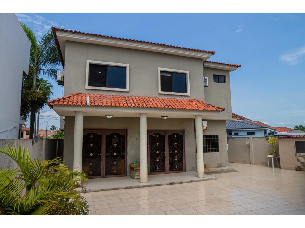 Propiedad Santa Maria de la casa grande de 4 habitaciones