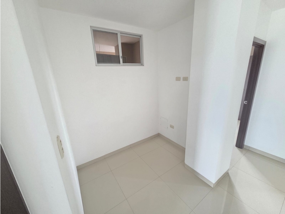 Vendo Departamento en Urb Romadera. Autopista Narcisa de Jesus — foto 4