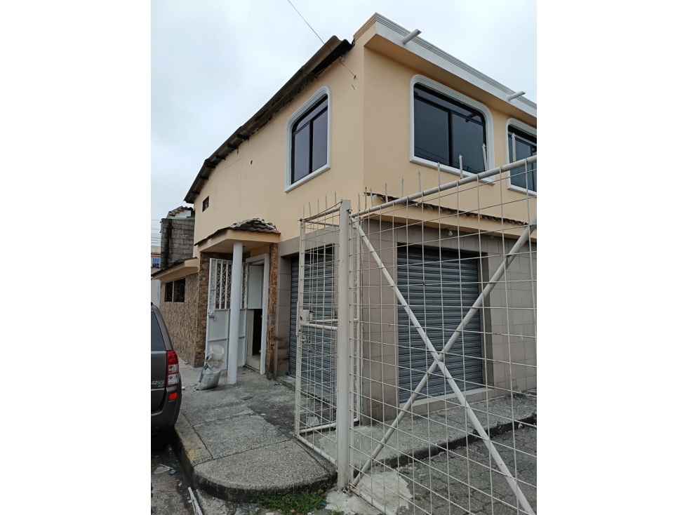 PROPIEDAD EN MUCHO LOTE SIN LOCAL - 1