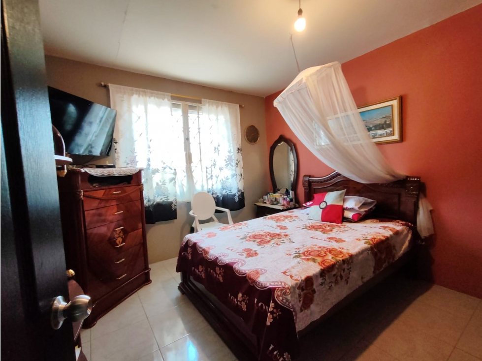 Vendo casa en Urbanización Málaga 2 — foto 5
