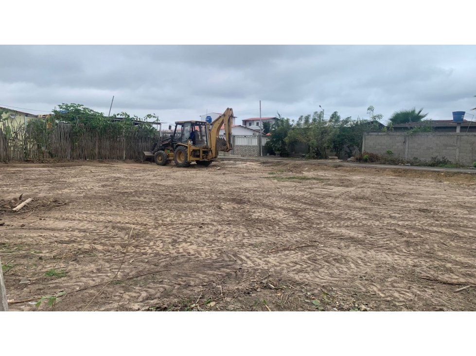 TERRENO EN AYANGUE