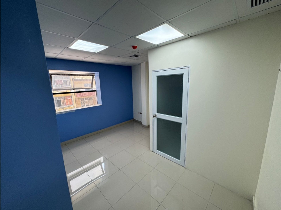 Clínica totalmente Remodelada en Venta 6 de Marzo y San Martín  - 5